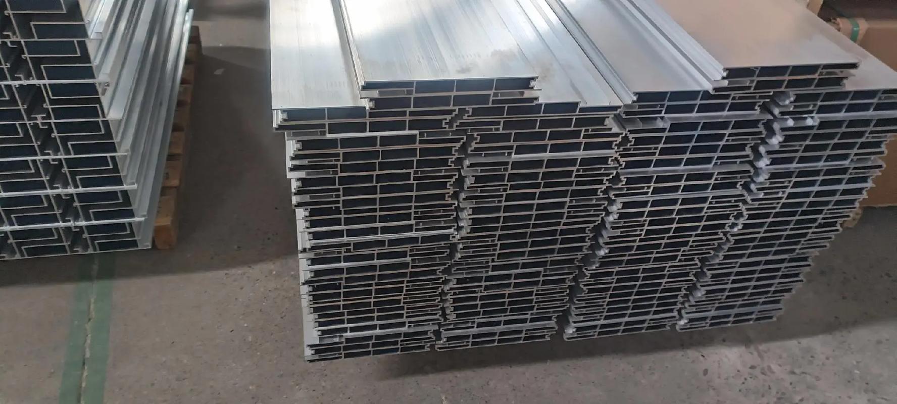 工业铝型材 大型定制加工引领制造业新篇章